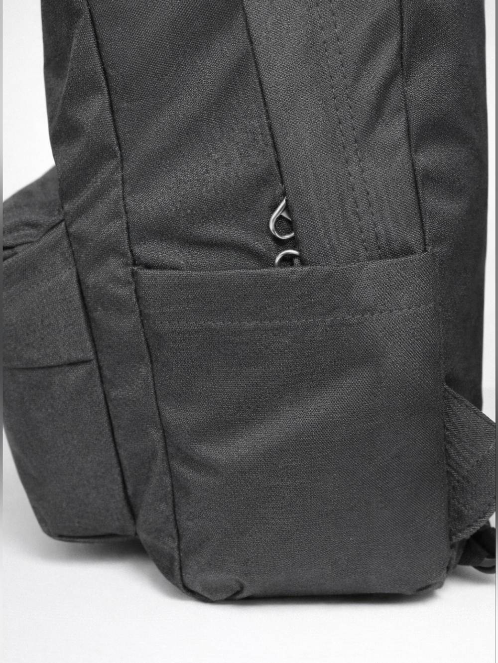 Vans Old Skool Backpack Black Ckeckers Inside Classic School Work Travel Bag - Picture 5 of 6